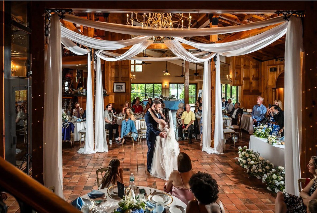 WeddingsBySteph's tweet photo. https://t.co/2CPUAeBFNp
