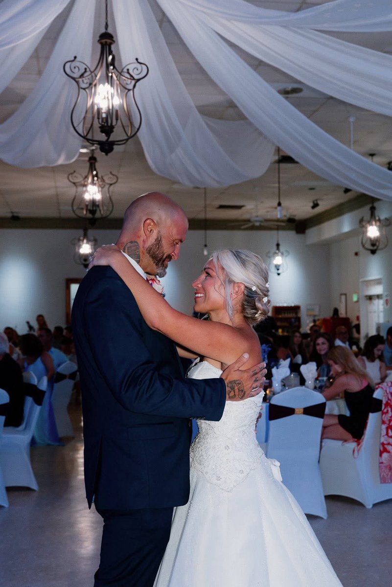 WeddingsBySteph's tweet photo. https://t.co/pTAvEljeQv