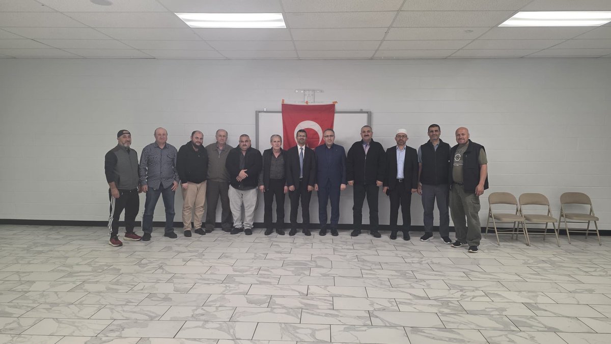 tarf_us's tweet photo. St. Louis Ahiska Turkish Islamic Center Camimizi ziyaret ettik.

Ahıskalı kardeşlerimizin inşa ettiği güzel mescidimizi, Chicago Din Hizmetleri Ataşemiz Doç. Dr. Huzeyfe Çeker’in organizasyonu ile ziyaret ettik. https://t.co/3ealq3y8Sz