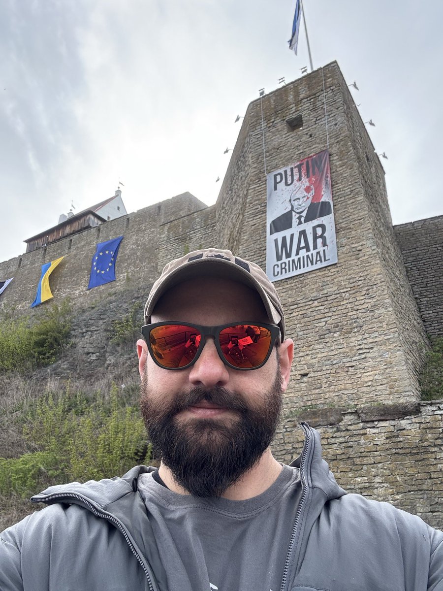 JCastilloCAN's tweet photo. Celebrating #EuropeDay in Europe’s gates, Narva!

A reminder that Canada and Europe remain closely connected through shared security, history, and people. 🇨🇦🇪🇺

#Europe #Estonia #Canada #NATO https://t.co/3Tyxkgo3gb