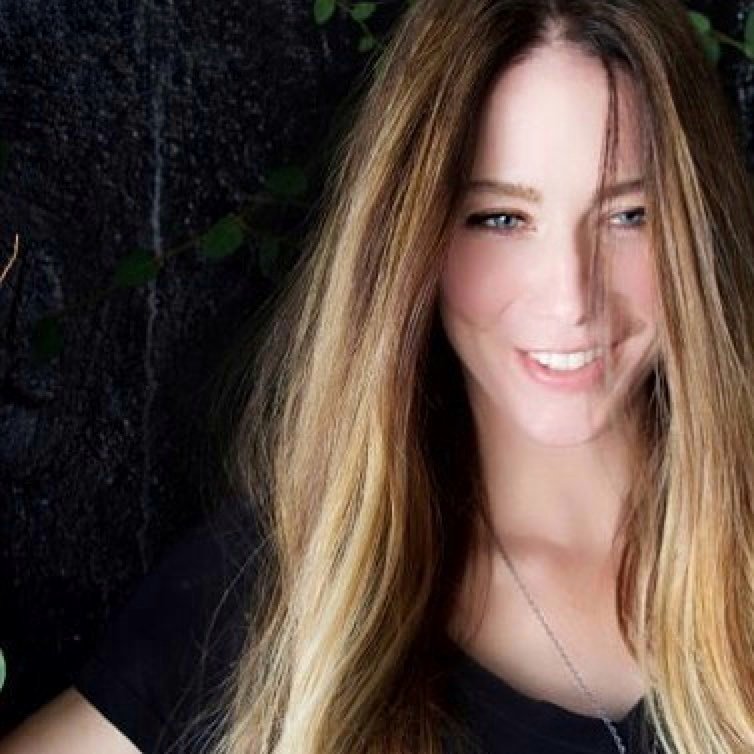 Lynn Collins Fan • Fansite tweet media