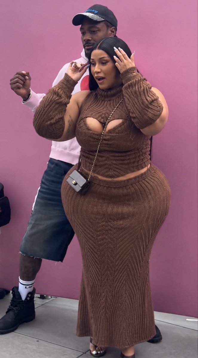 IT’S BARBIE BITCH 🎀 tweet media