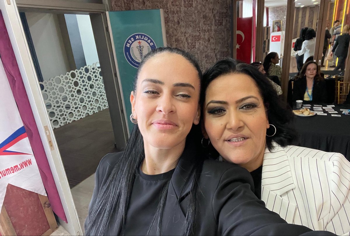 İlçe Başkanımız Ahmet Nalband ve Kadın Kolları Başkanımız Tülay Şentürk, Sağlık-Sen Manisa Şubesi’nin 7. Olağan Genel Kurulu’na katılım sağladı.

Gerçekleştirilen genel kurulda, mevcut Başkan Emine Tınaz delegelerin tamamının oyunu alarak yeniden başkan seçildi.