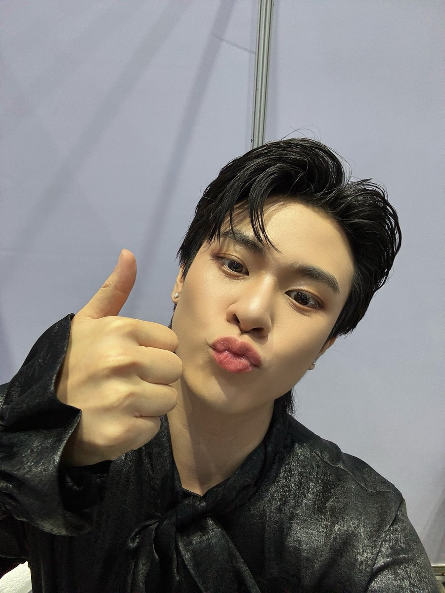 jackiejackrin tweet media