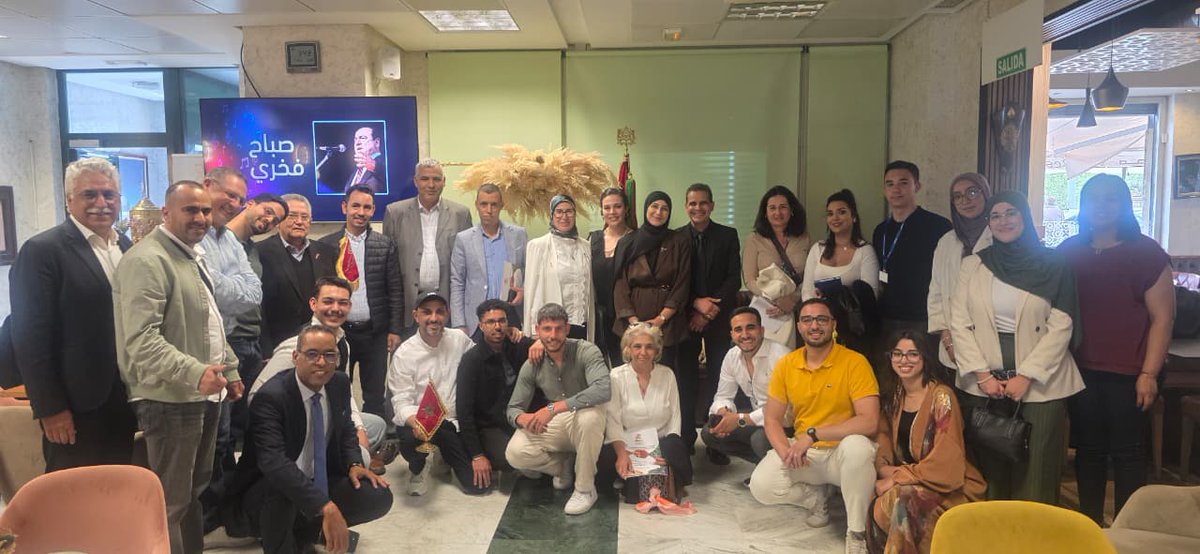 ElouafiOfficiel's tweet photo. مشاركتي بالنسخة الثالثة للمؤتمر السنوي الدولي بحامعة غرناطة من تنظيم مؤسسة اصدقاء المغرب؛  بمشاركة باحثين وسياسيين من البلدين وممثلين للسلطات الإسبانية.. ازدادت قناعتي باهمية تعزيز دور النخب السياسية والاقتصادية والثقافية في المغرب وإسبانيا .
#الهجرة_المغربية 
#مغاربة_اسبانيا https://t.co/WSSQFG1FQq