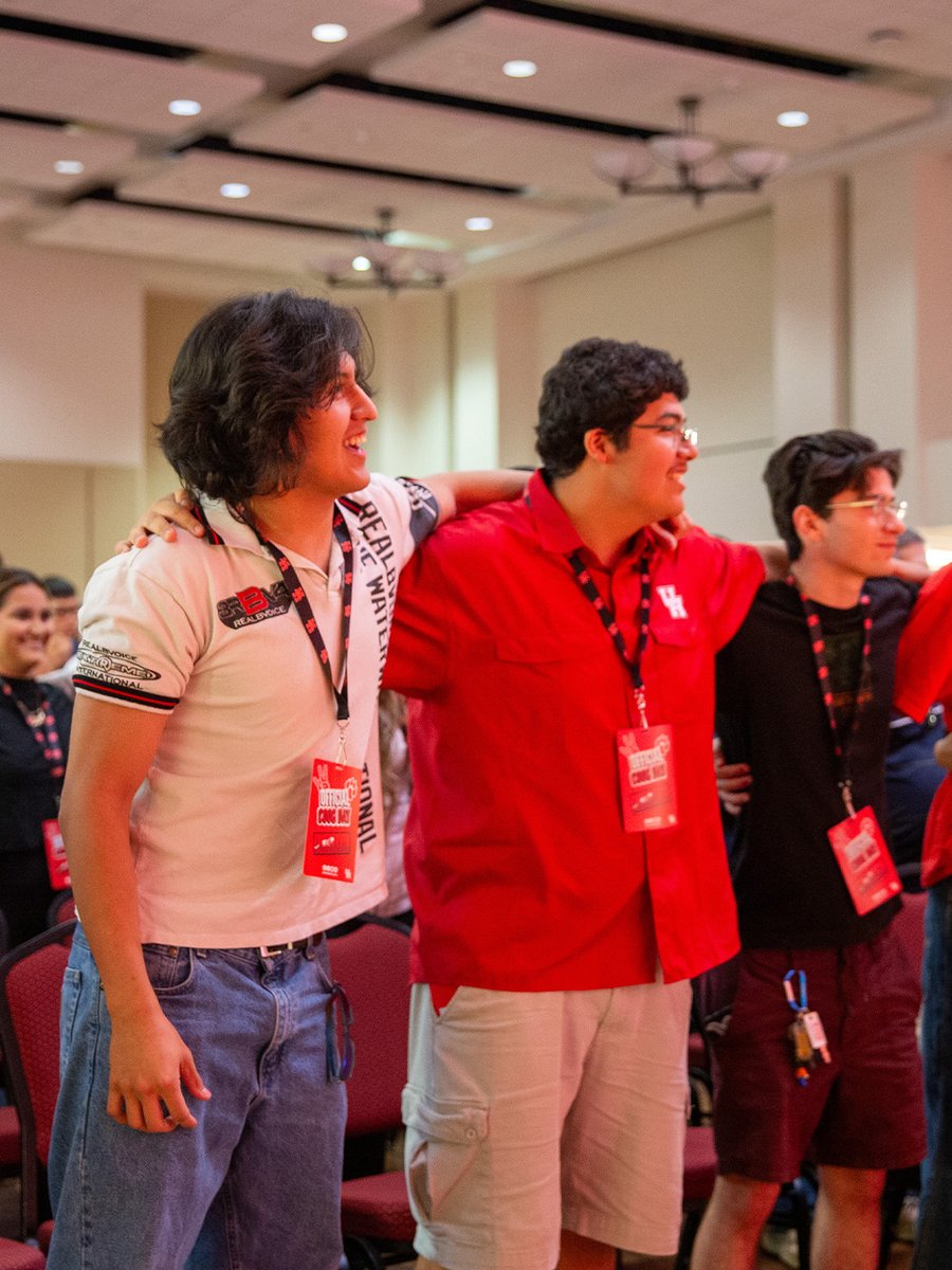 UHadmissions's tweet photo. Wishing we could do Official Coog Day all over again ❤️🐾
-
#UniversityOfHouston #OfficialCoog https://t.co/VdXoAyvfyk
