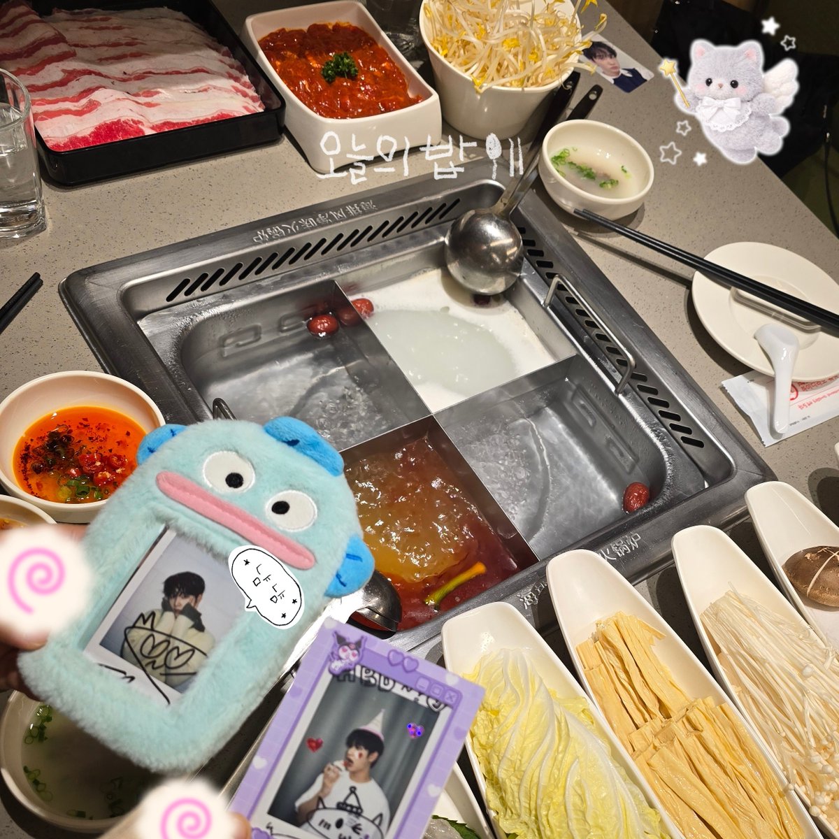 냥 。。 tweet media