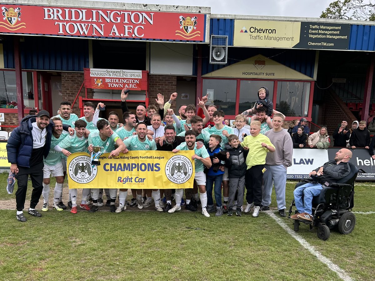 ERCountyLeague's tweet photo. 🏆 League Senior Cup Final | Winners
 
Congratulations to @Edgehill_FC on winning this season’s @RightCarUK @ERCountyLeague League Senior Cup Final.
 
#ERCFL https://t.co/lnLxvvtMum