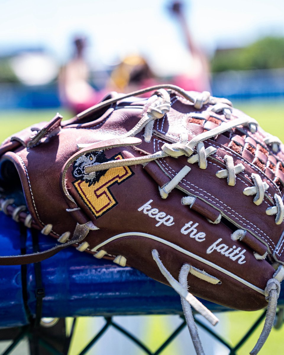 Loyola Softball tweet media