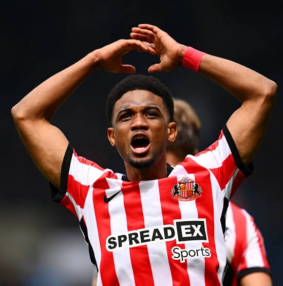 🚨Roy Keane:

“Amad Diallo played for Sunderland today and United should consider selling him to them.”
