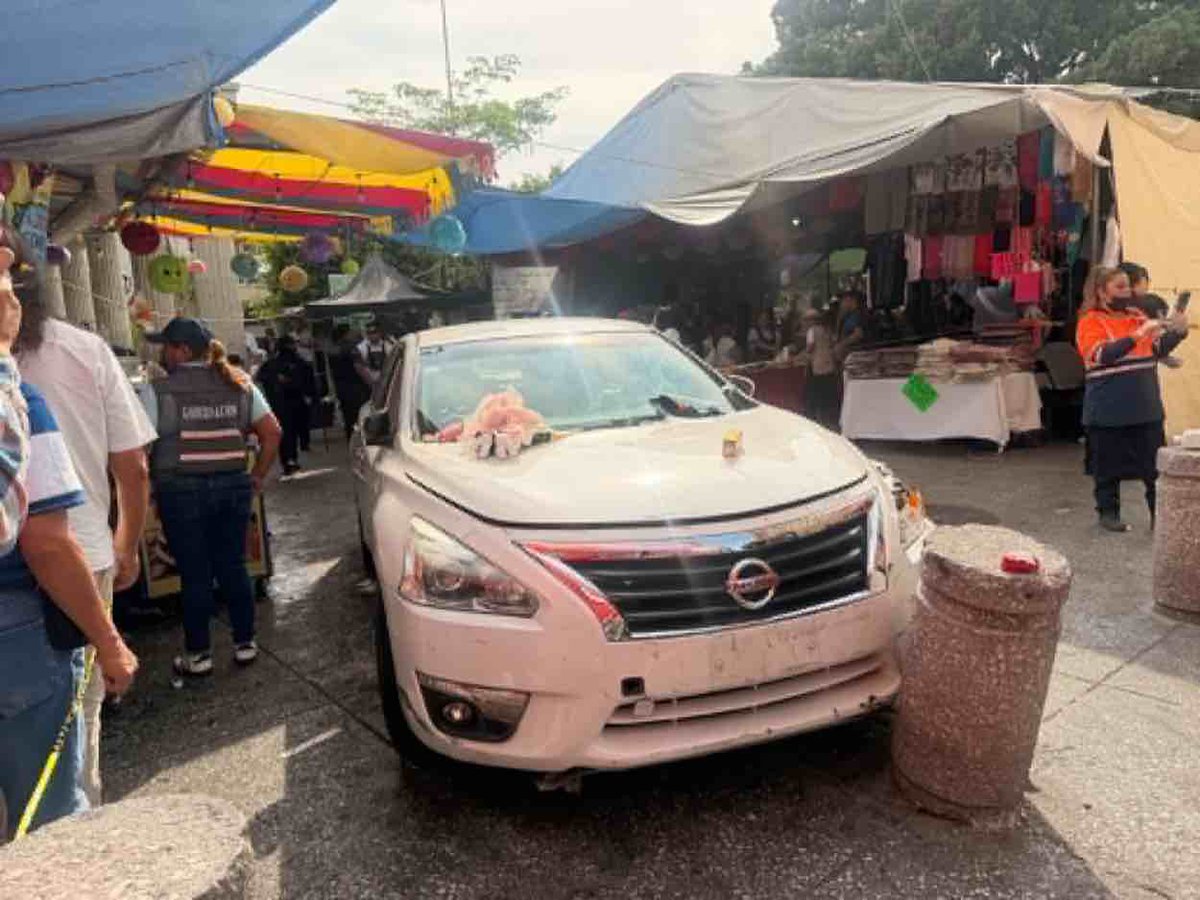 #Entérate| Es hijo de una líder sindical el automovilista ebrio que embistió gente en el Zócalo de #Chilpancingo

Todos los detalles aquí👇 #Guerrero
suracapulco.mx/es-hijo-de-una…