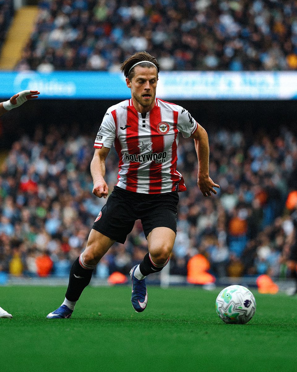 BrentfordFC tweet picture