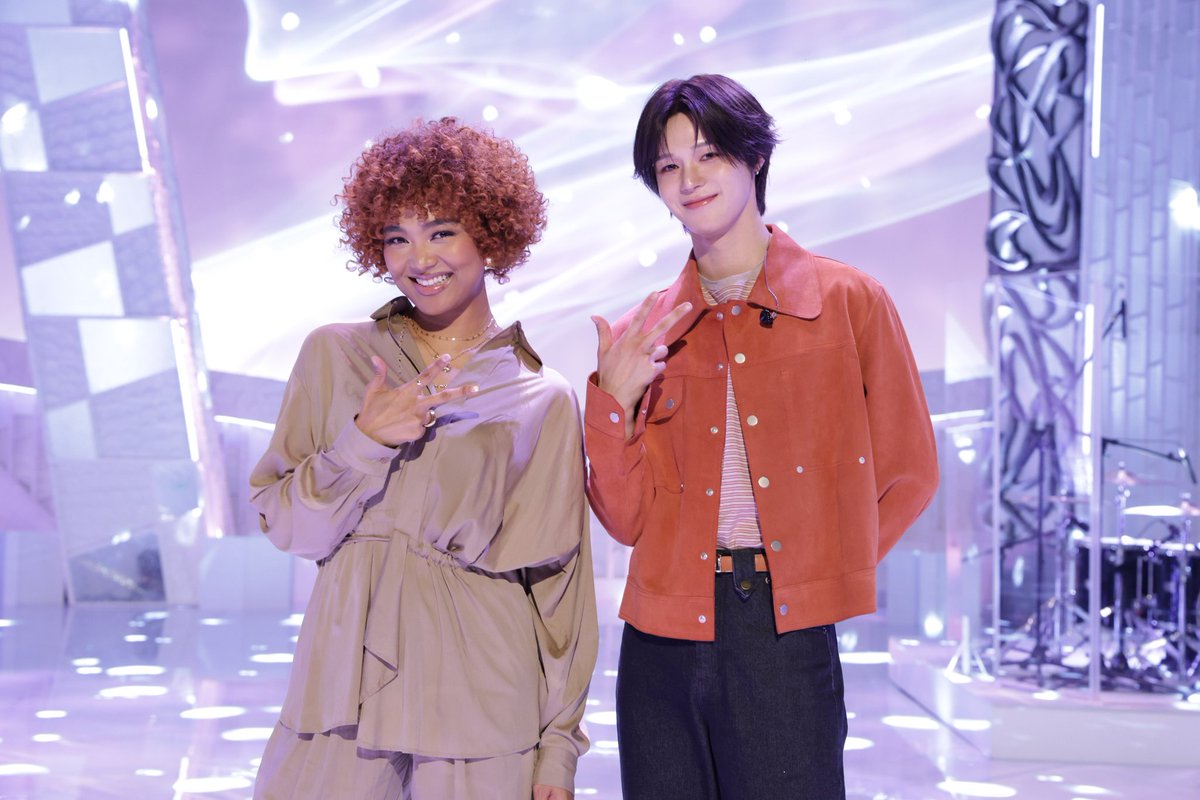 Crystal Kay tweet media