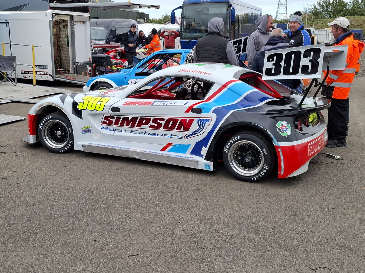 Russ704's tweet photo. Trip over to Lochgelly tonight for the National Hot Rod European Championship 🏁🏆🔴🟡 https://t.co/T5nxMNrQyc