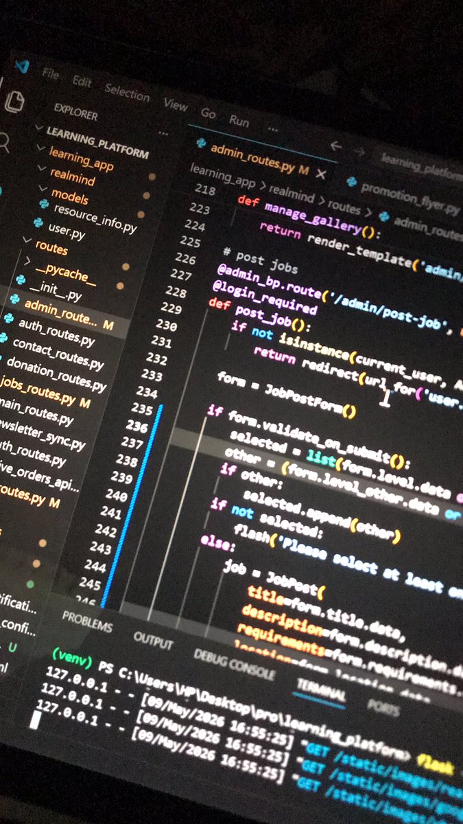 BraEmma84's tweet photo. Weekend with my unfinished project. #SoftwareEngineering #SoftwareDevelopement https://t.co/MtOp3FVnF0