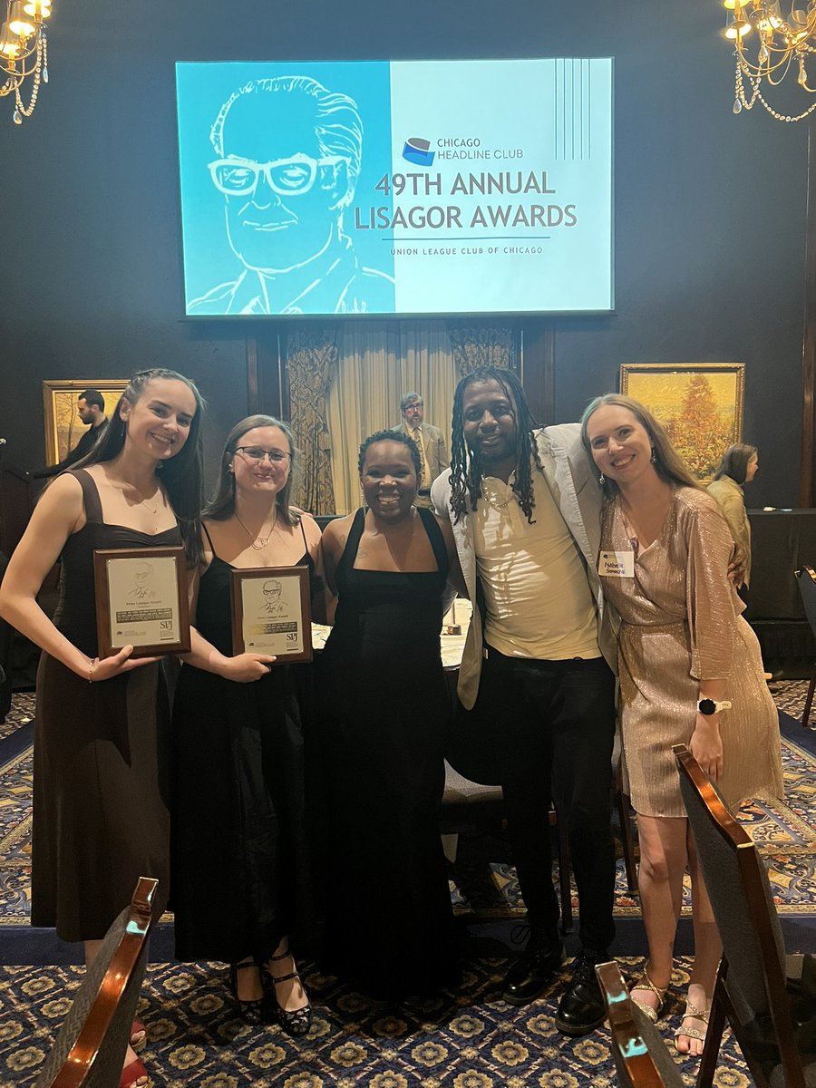 maggie_dough's tweet photo. So very honored to see our Policing the Vulnerable series take home two Lisagors (for Best Health and Best Government reporting - small/online) at last night’s ceremony. 

Incredibly proud of the @SouthSideWeekly @mindsitenews @MedillSchool &amp; @invinst team https://t.co/kCpYFRCm44