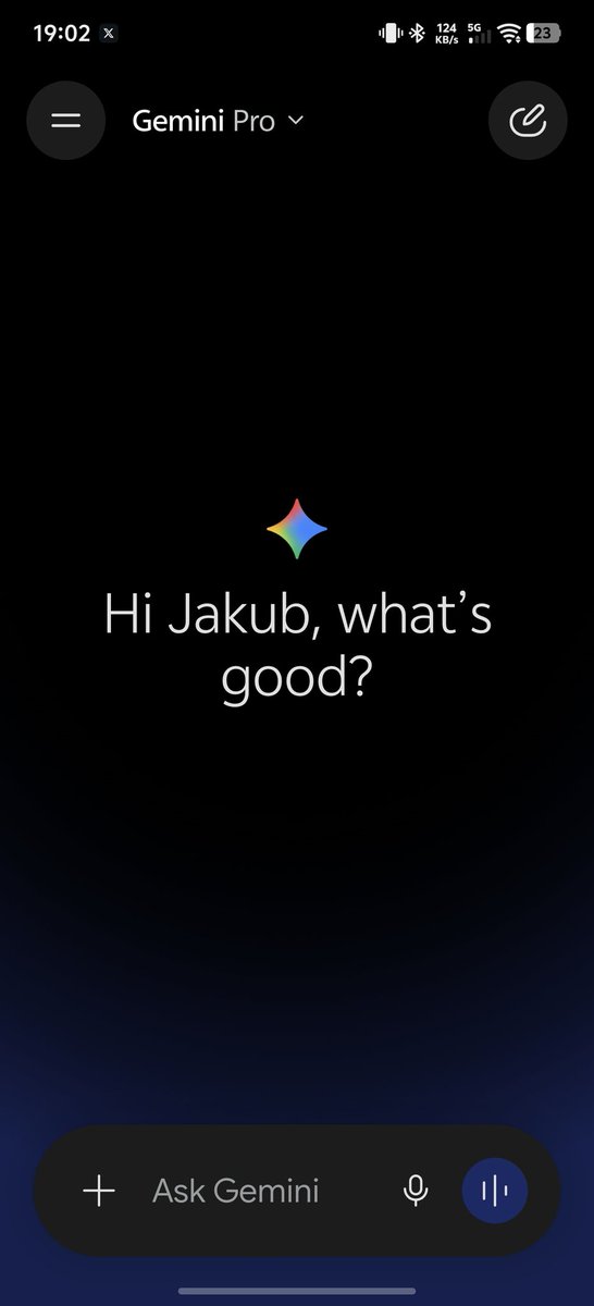testtm tweet media