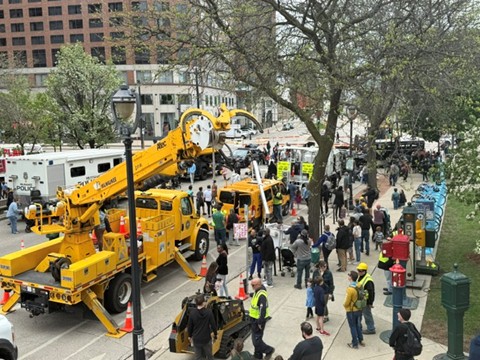 City of Milwaukee - DPW tweet media