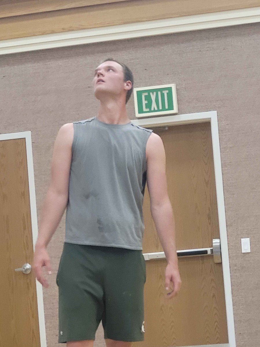 GrixWiddaTrix's tweet photo. @HisWattson I thought you pulled up to ball out with the boys for a sec bro https://t.co/gS5kXiSWiM