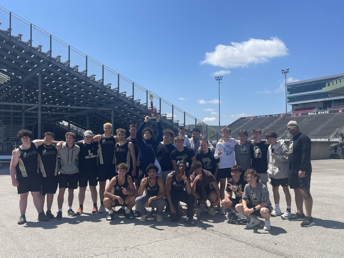 LapelFootball's tweet photo. Boys Invite Champs!!! https://t.co/qEjyk0LXlP