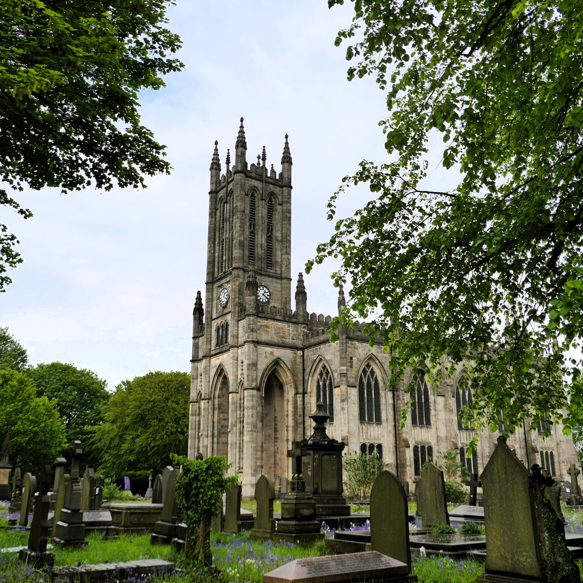 ScottBrosDuo's tweet photo. Jonathan had a wonderful time performing a solo organ concert at Stand Church - All Saints, Whitefield today - a wonderful atmosphere and audience to celebrate 200 YEARS of this Church ! Thank you to everyone who came to the this very special event!
🎉🎹❤️🎹🎉 https://t.co/fhZubVhRZe