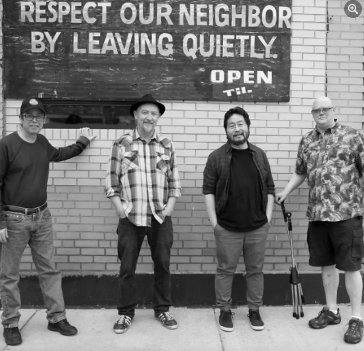 HungryBrainChi's tweet photo. Saturday! The Bread and Butter Band — Peter Cunningham (guitar, vocals), Steve Strunk (drums, vocals), Jim Fujimoto (bass), Vince Varco (piano) &amp; Rich Parenti (sax, vocals). A longtime Chicago group blending jazz, blues, &amp; classic rock.Doors: 6:30, Music: 7pm https://t.co/NvqS9wJX1k
