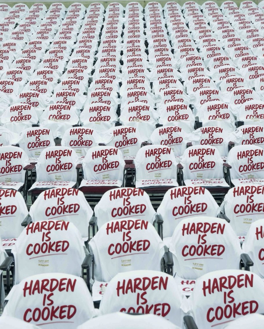 Notorious_Det's tweet photo. Damn, Cleveland has officially turned on Harden. Pistons by 20 https://t.co/gOsAz7kwZv