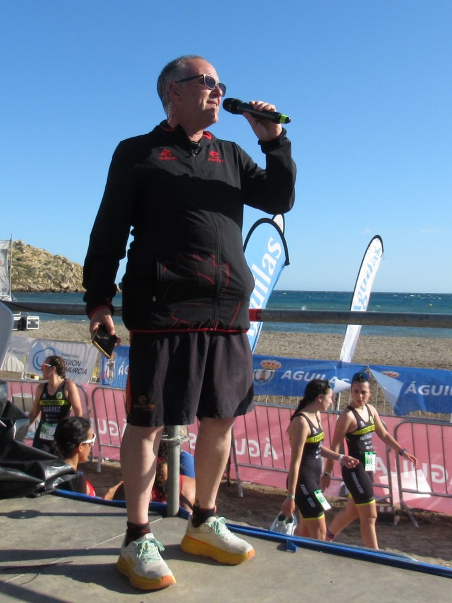 AFPerdones's tweet photo. Jornada de Copa de #Triatlón en #Aguilas #speaker https://t.co/HVLcI7GtaE