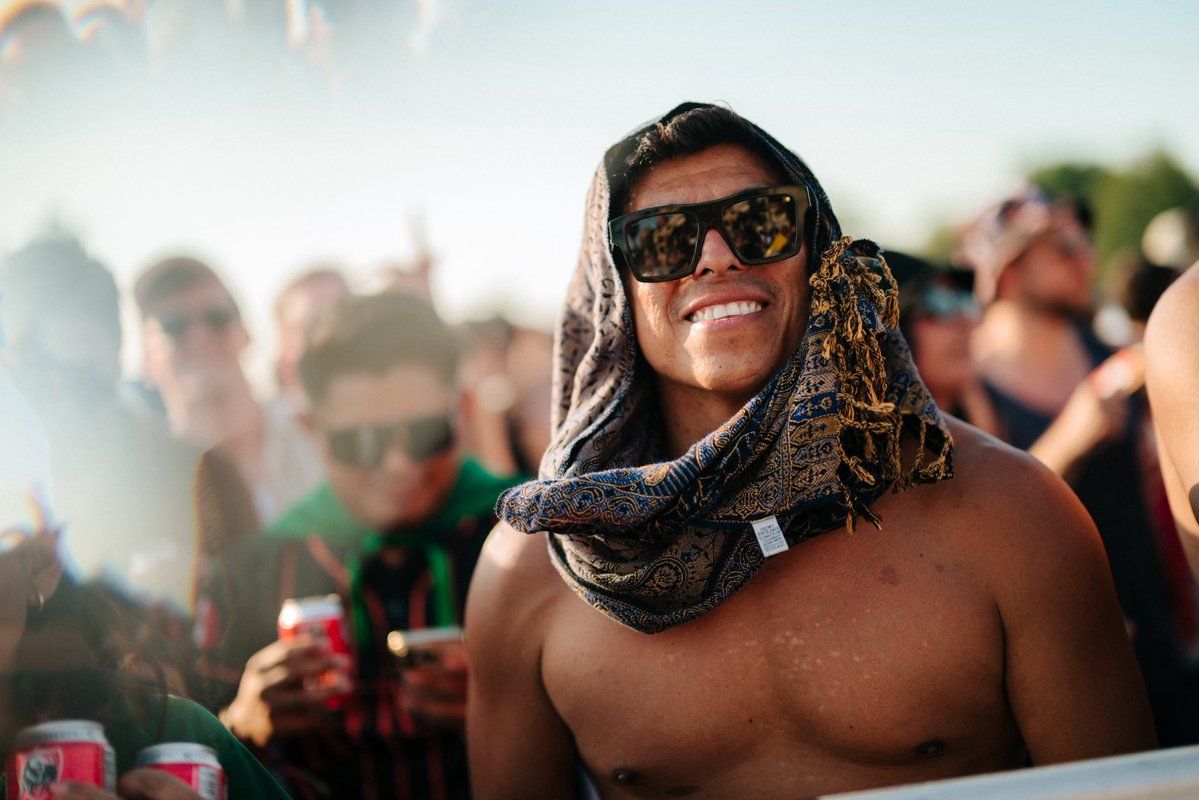 Tomorrowland tweet media