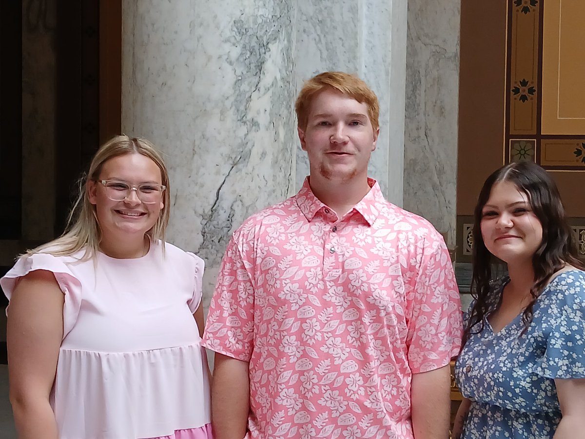 WaldronHigh's tweet photo. Congrats to seniors Abbi Turner, Jack Adkins, Shelby Zapfe, Peyton Derosette, and Brayden Smith on earning distinction in the statewide Stock Market Challenge. They were recognized at the Statehouse yesterday! Way to represent the Mohawks! https://t.co/n4T2Az0Z2p