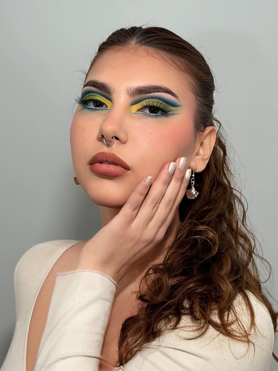 Nuevo post de Denisse! 💄❤️‍🔥🥹 - @/denuu_makeup

- Recuerden entrar al post, ver todas las fotos, dar like, dejar un lindo comentario, compartir y guardarlo en favoritos:
🔗: instagram.com/p/DYID8BtoLQ2/