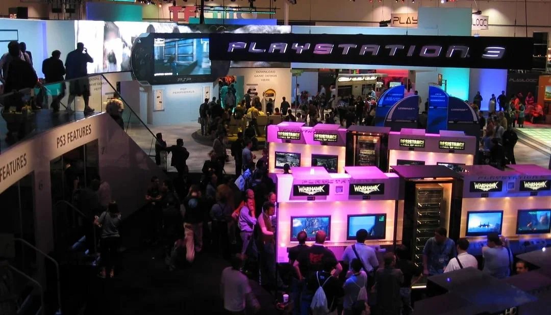 Gaming Rewind: 2006 Live tweet media