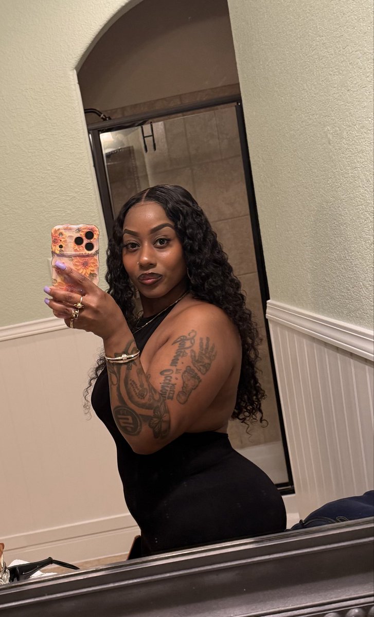 keepinupwit_d's tweet photo. 🧡 https://t.co/lj4Xx4v9Kb