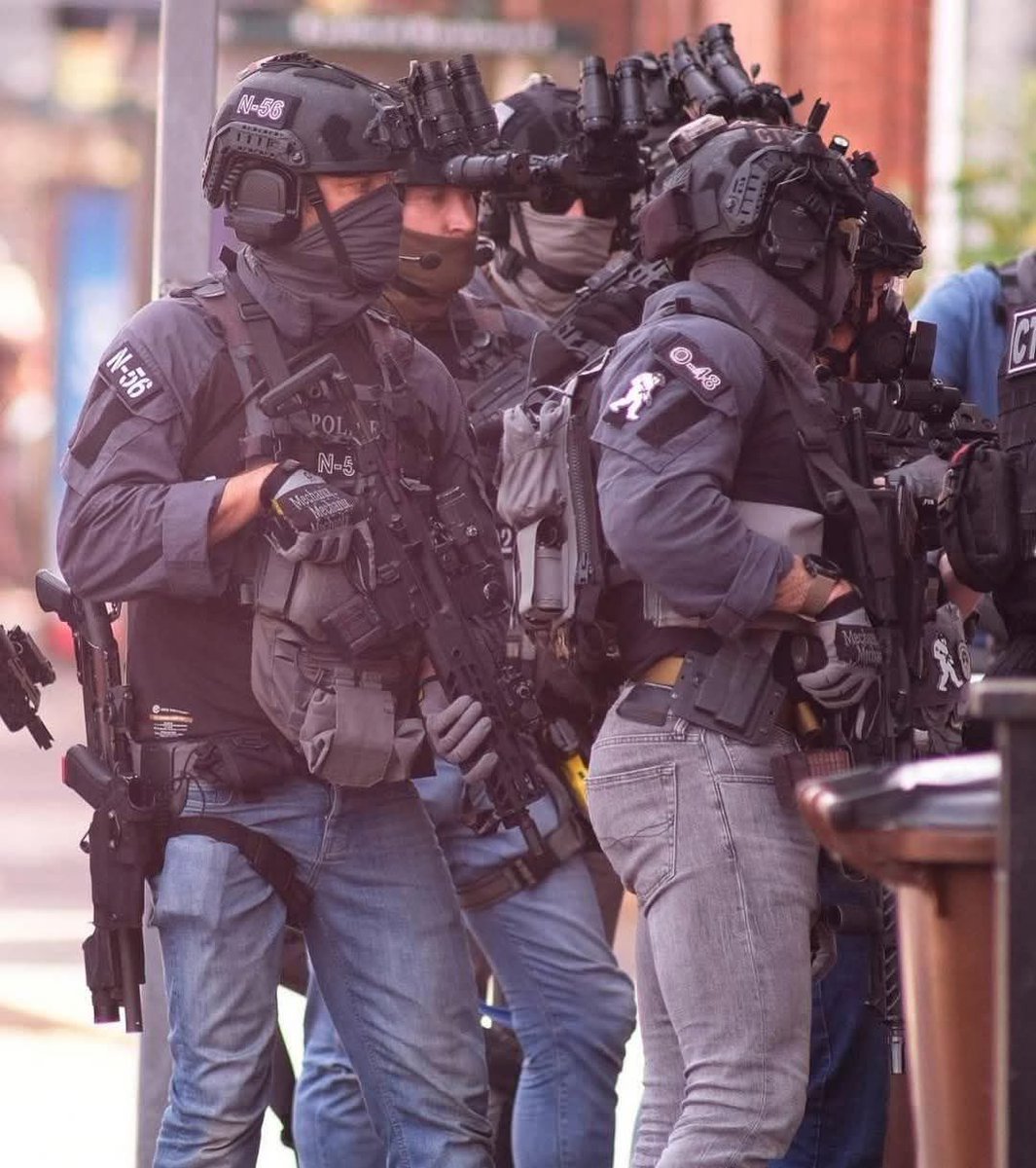 Spec_Operators's tweet photo. British CTSFO 🇬🇧 operators. https://t.co/SEa5uQLmDF