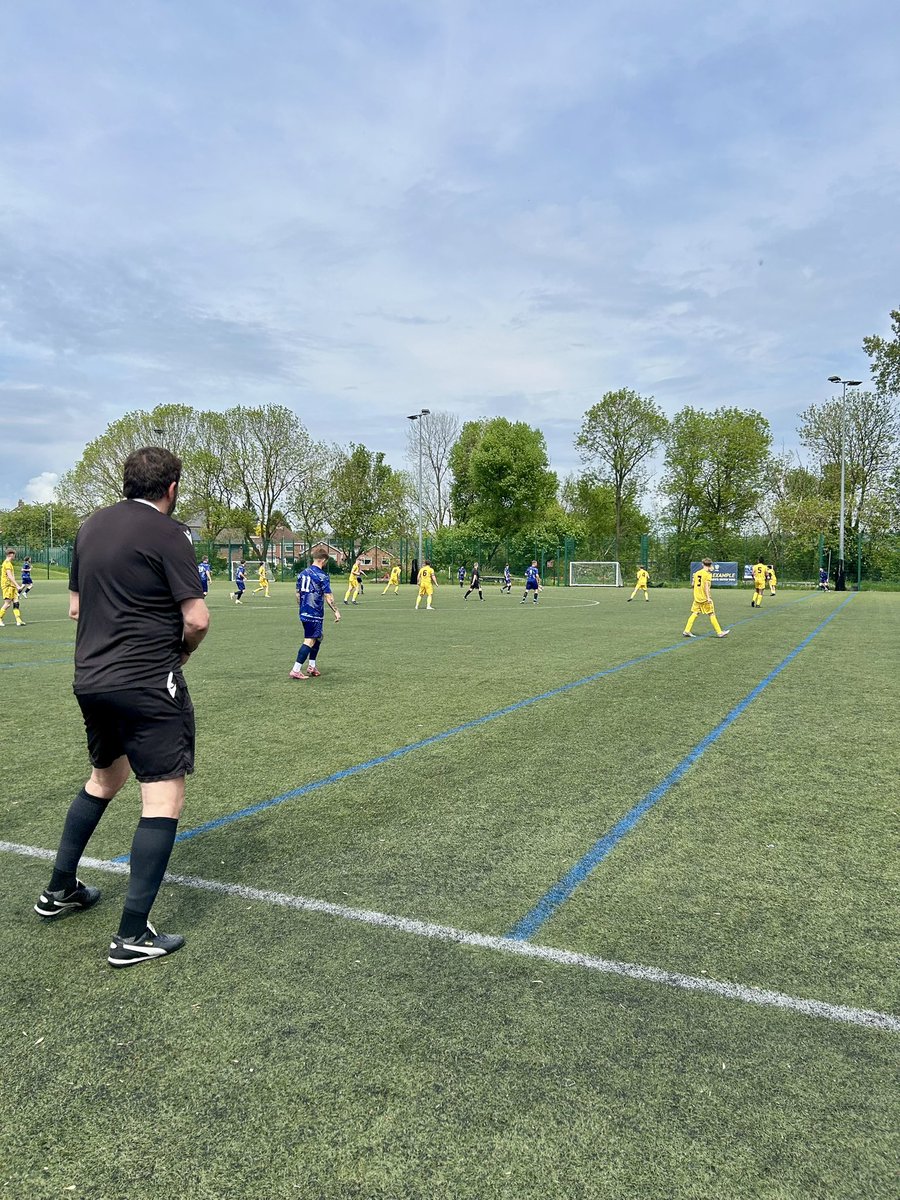 RPGilb's tweet photo. A trip back to Stoke today, so headed to @northwoodstoke to see FC Hanley beat @leektown Academy 5-0 in the @staffscountysl Premier Division. The match played on an adjacent 4G pitch, as the stadium itself was hosting athletics. #groundhopping #nonleague #football https://t.co/bkGpHkv4wO