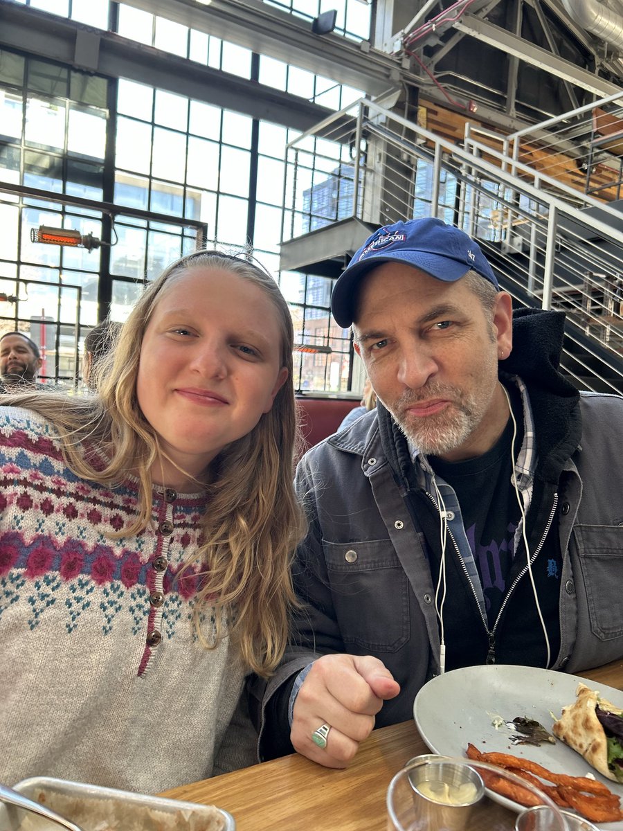 EricSchneebe's tweet photo. Congratulations Kate!
#2026AUGrad https://t.co/kvcNiMSmMw
