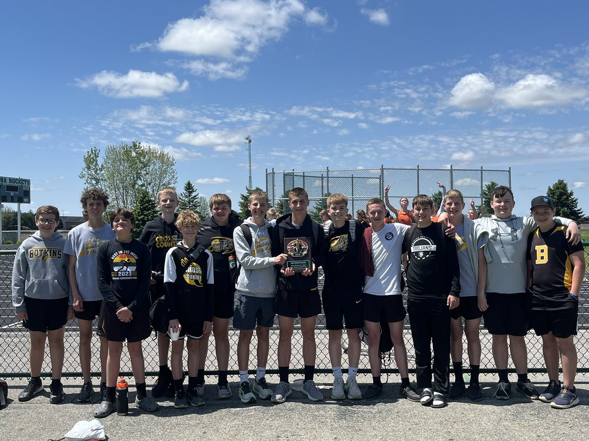 BotkinsCCTF's tweet photo. The JH boys team collected some hardware, finishing Runner Up at the Anna Invitational!  County is next week! https://t.co/DUpnTeBQND