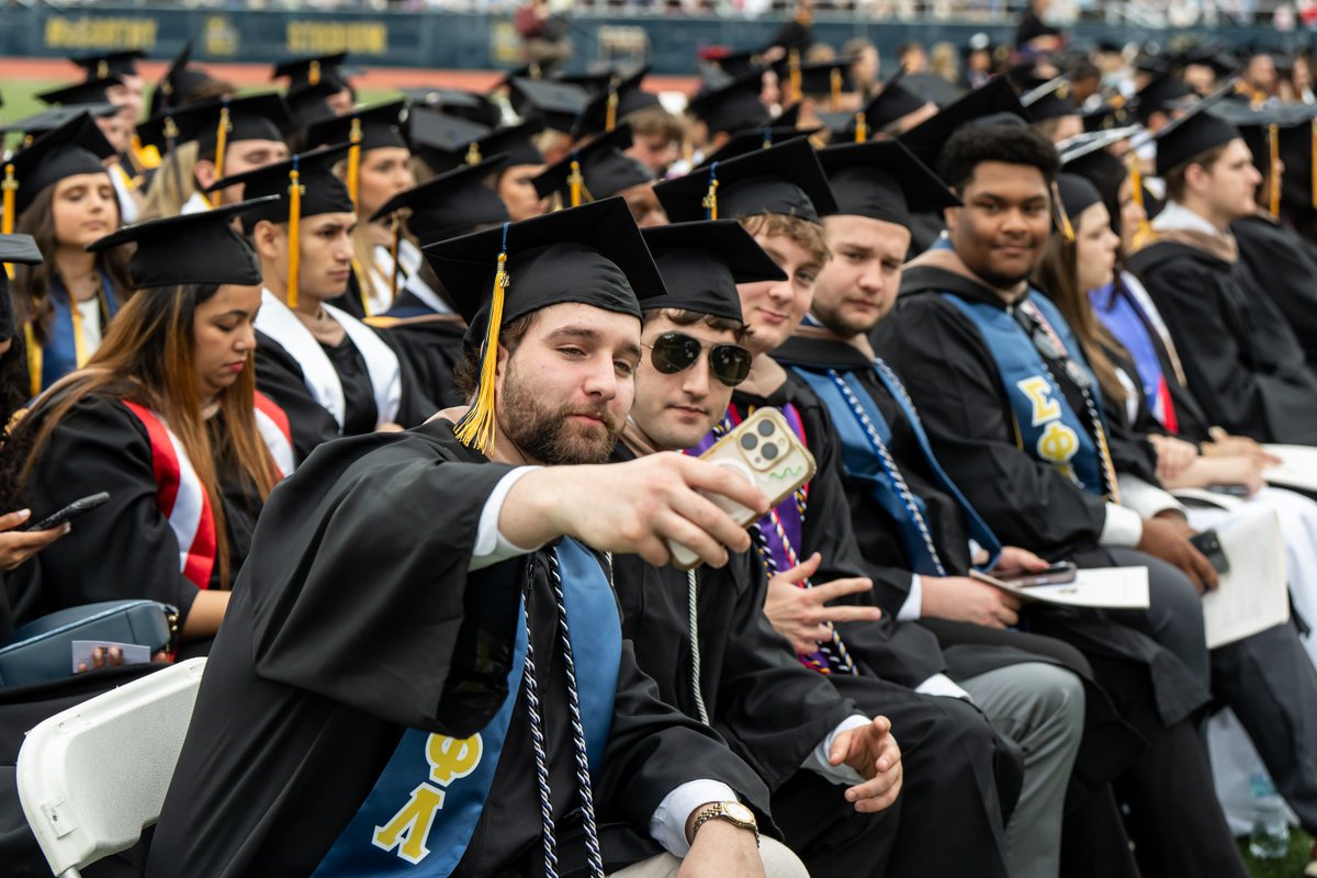 La Salle University tweet media