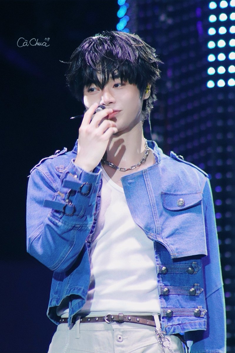 Bóp nát cà chua 한빈의^🍅^ tweet media