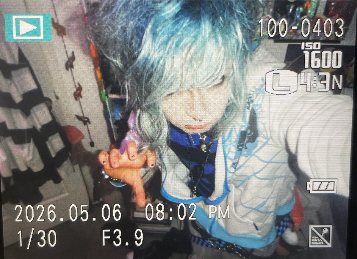 xx_K4Z!☆🩻IDIAS ZOMB BF☣︎ SEMI IA tweet media