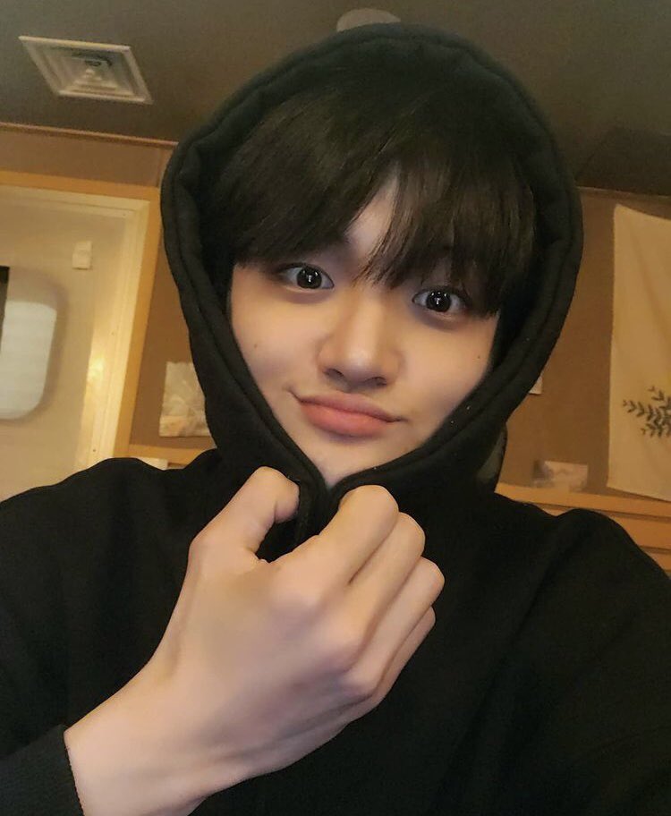 루댱 tweet media