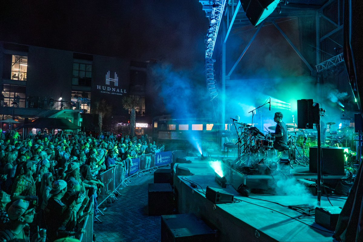 STS9 tweet media