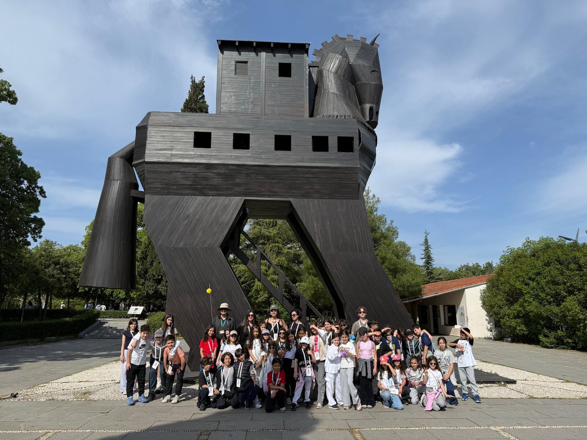 Bahçeşehir Koleji tweet media
