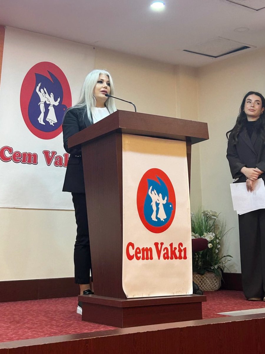 LadiseHas's tweet photo. Bakırköy Cemevi Kadın Kolları ve Meclis Üyesi olarak Cem Vakfının düzenlediği Anneler Günü Programına katılım sağladık. https://t.co/o0AmlI9WVu