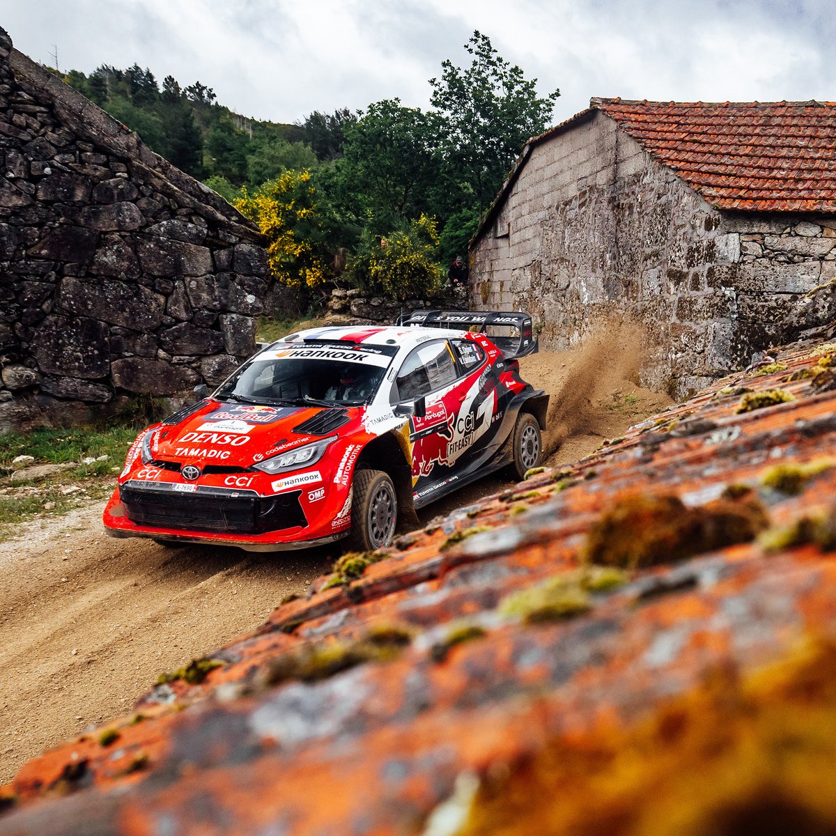 Sébastien Ogier tweet media
