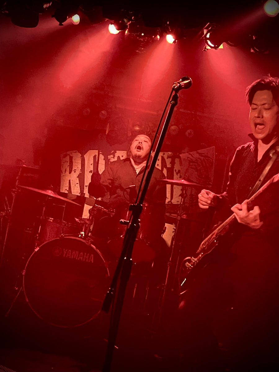 Paolo0823's tweet photo. 2026.5.9(Sat) at 下北沢ろくでもない夜

THE VALVES  今年2本目のLIVE最高でした🔥

今年は沢山LIVE演って下さいー！
宜しくお願い致します🙇‍♂️

#THEVALVES https://t.co/srm87E9rG7
