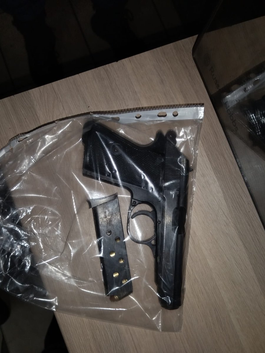 SAPoliceService's tweet photo. #sapsWC [OPERATION PROSPER: WESTERN CAPE] Members of #OperationProsper remain committed to the cause of eradicating unlicensed firearms and ammo.

On Friday 08/056, the members conducted a stop and search op in Tafelsig, Mitchell’s Plain in the Western Cape. A #TipOff led to the arrest of a 21yr-old #gang affiliated male for possession of an unlicensed firearm and illegal possession of ammo. He will appear before Mitchells Plain Magistrate’s Court on Monday 11/05.

Meanwhile, Grassy Park police arrested a 53yr-old male suspect for possession of a prohibited firearm at Dove Ave, Parkwood. The suspect will appear before Wynberg Magistrate’s Court on Monday 11/05. #GunsOffTheStreets #SaferCommunities ME
https://t.co/GxcDeZHLBr