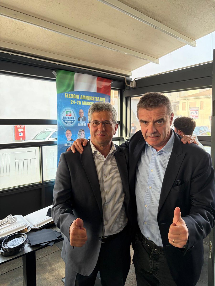 roberto_cota's tweet photo. A Trecate per la presentazione della lista di Forza Italia a sostegno di Roberto Minera 💪💪💪 #forzaitalia https://t.co/Z7ClRIbQw4
