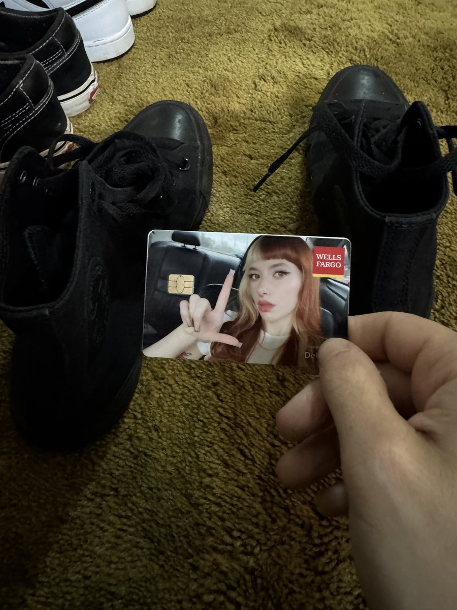 Sabrina tweet media