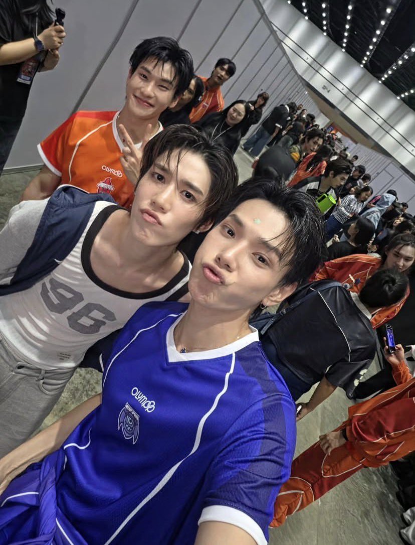 บลมน tweet media